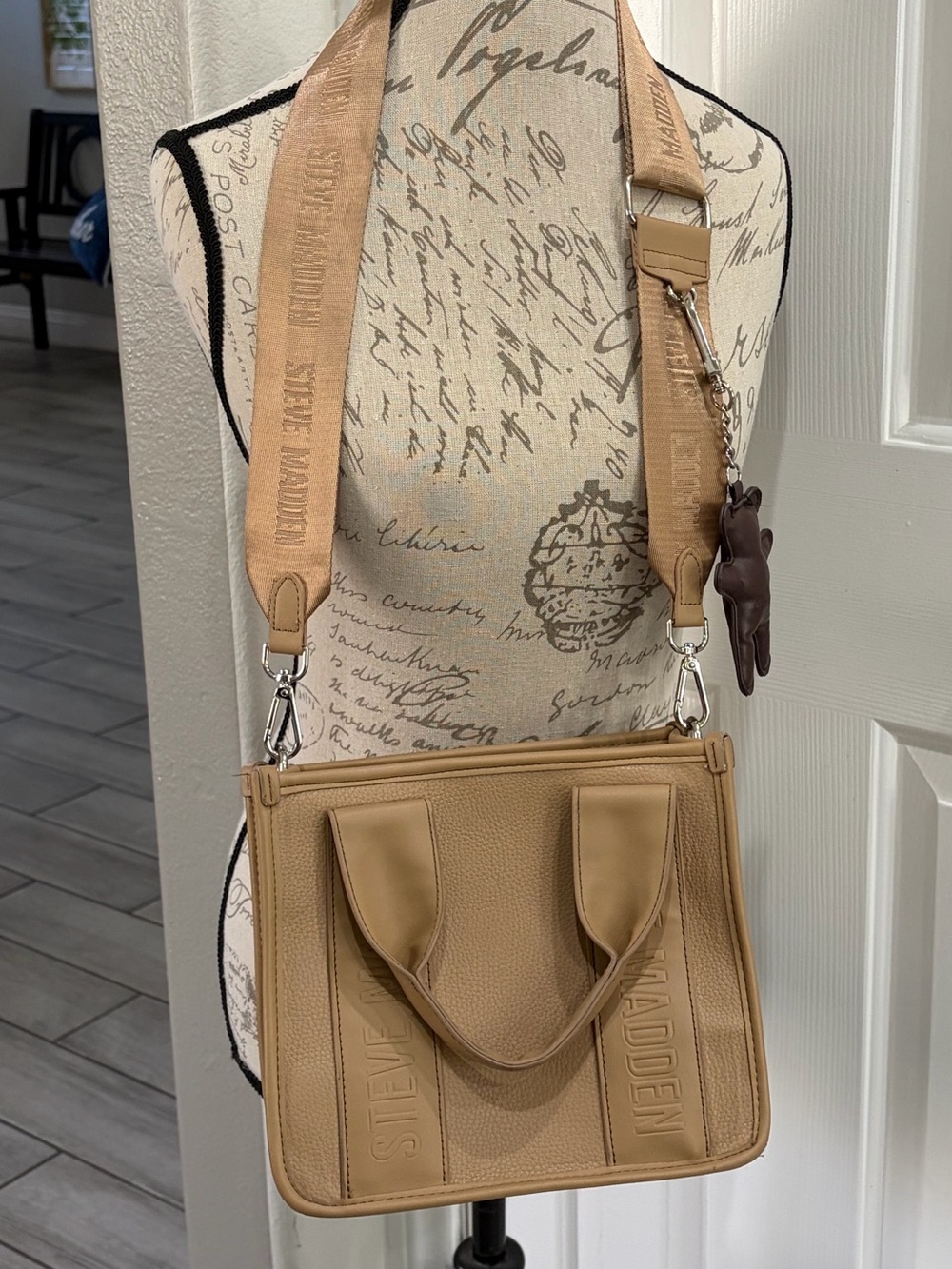 Steve Madden Beige/Tan Messenger Crossbody Bag with Wide Strap
